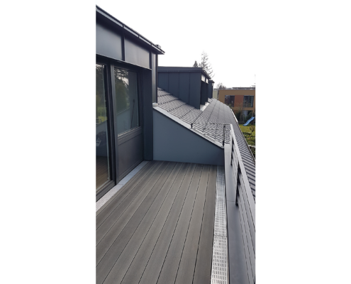 Dachterrasse nach Modernisierung – Referenz Modernisierte Dachterrasse im Zuge einer Gebäudemodernisierung