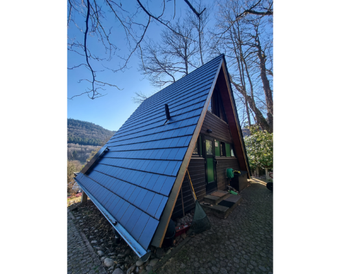 Dachmodernisierung und Umbau – Referenz Modernisierung eines Bestandsgebäudes mit neuem Dach in Holzbauweise