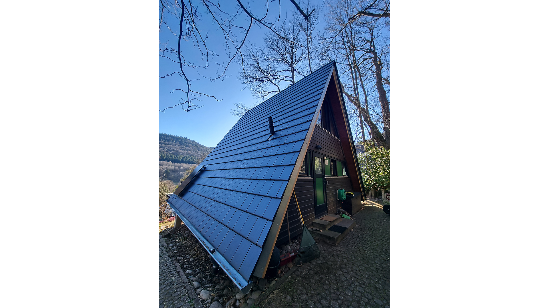 Dachmodernisierung und Umbau – Referenz Modernisierung eines Bestandsgebäudes mit neuem Dach in Holzbauweise